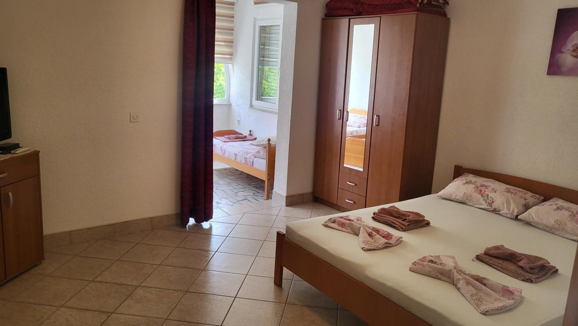 Apartments Alma Orebić Zimmer foto